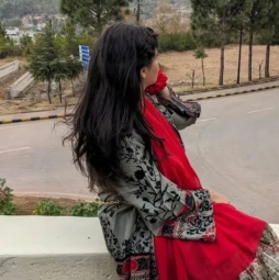 Zona Malik - Home and Online Tutor in Peshawar