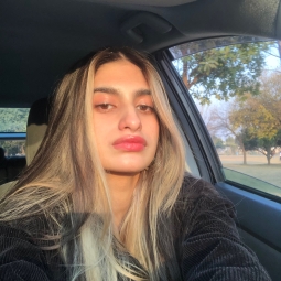 Haya Irfan - Primary and Middle Grades Class V Online Tutor in Rawalpindi
