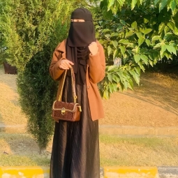 Habiba Khan - A-Level Online Tutor in Islamabad