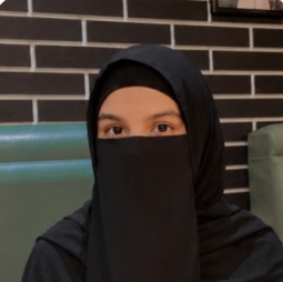 Fatima Saleem - Online Tutor in Karachi