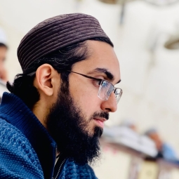 Hamza Mansoor Khan - Online Tutor in Karachi