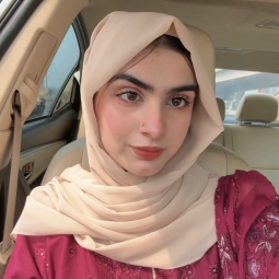 Romaisa Kashif - A-Level Economics Online Tutor in Lahore