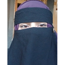 Mishal Raza - Primary and Middle Grades Class VII Online Tutor in Islamabad
