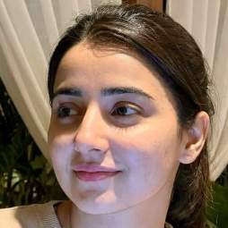 Minal Khan - Primary and Middle Grades Class II Online Tutor in Lahore